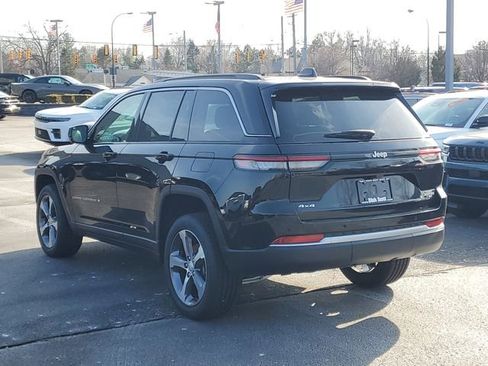 New 2026 Jeep Grand Cherokee Limited AWD/4WD image 3