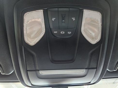 Used 2021 RAM 2500 Big Horn image 30