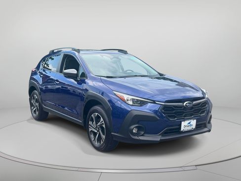 Used 2024 Subaru Crosstrek 2.0i Premium AWD/4WD image 3