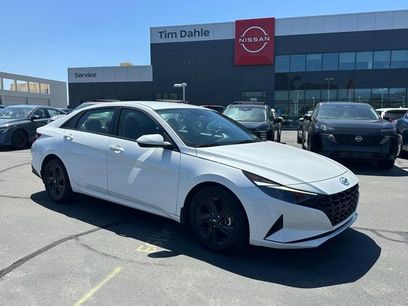 Used 2023 Hyundai Elantra SEL