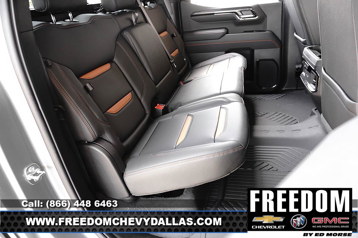 New 2026 GMC Sierra 1500 AT4 w/ AT4 Premium Package AWD/4WD image 15