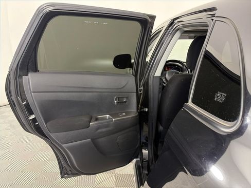 Used 2020 Mitsubishi Outlander Sport SE AWD/4WD image 12