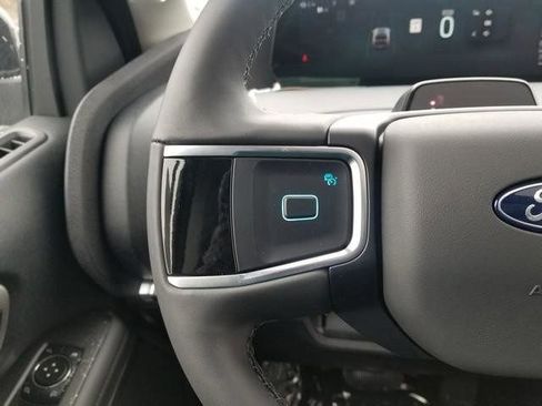 New 2026 Ford Expedition Active image 27