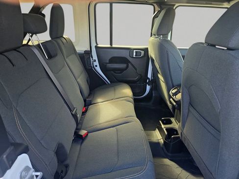 Used 2024 Jeep Wrangler Sport S image 21