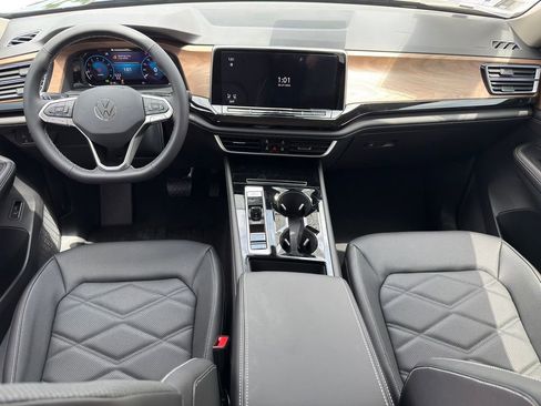 New 2026 Volkswagen Atlas SE FWD image 22