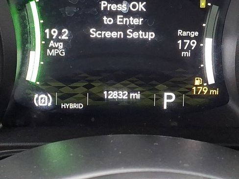 Certified 2025 Jeep Wrangler Unlimited Sahara w/ Safety Group image 24