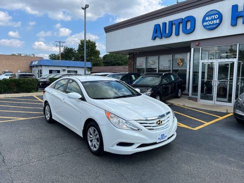 Used 2011 Hyundai Sonata GLS FWD image 3