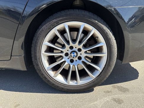 Used 2013 BMW 750Li xDrive AWD/4WD image 16