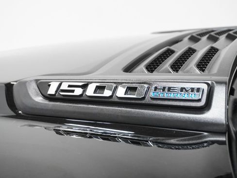 Certified 2022 RAM 1500 Laramie w/ Sport Appearance Package image 9