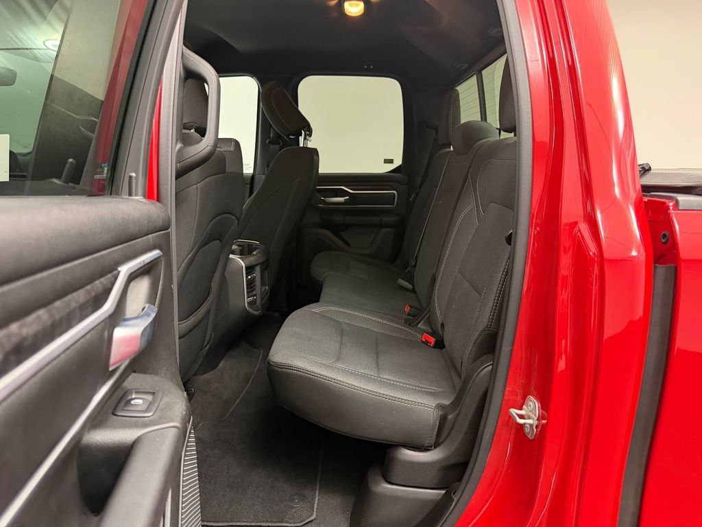 Used 2022 RAM 1500 Big Horn AWD/4WD image 21