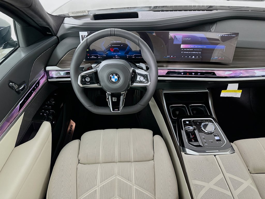 Used 2026 BMW 760i xDrive w/ Executive Package AWD/4WD image 19