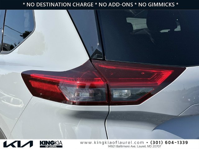 Used 2021 Nissan Rogue Platinum AWD/4WD image 29