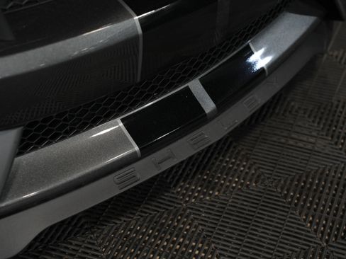 Used 2019 Ford Mustang Shelby GT350 w/ Technology Package image 13