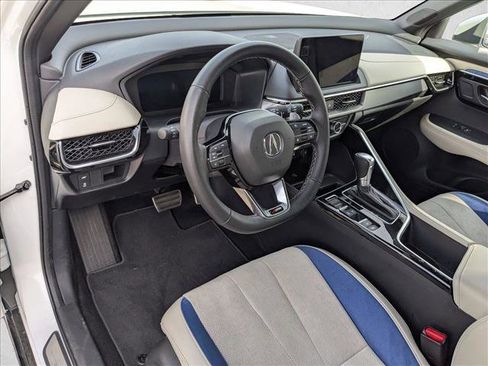Certified 2025 Acura ADX A-Spec image 9