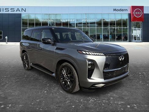 Used 2026 INFINITI QX80 Autograph w/ Premium Cargo Package AWD/4WD image 3