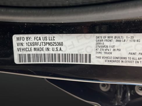 Used 2023 RAM 1500 Laramie AWD/4WD image 38