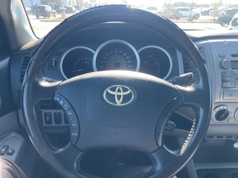 Used 2011 Toyota Tacoma PreRunner w/ TRD Off-Road Pkg image 14