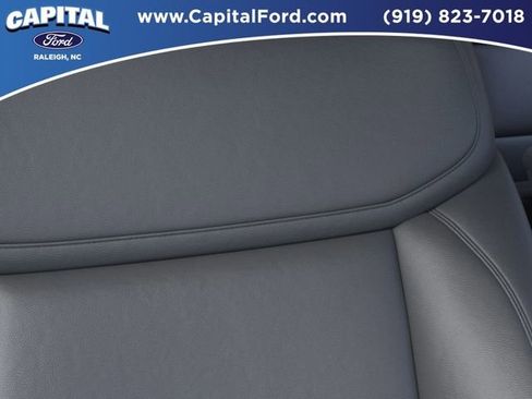 New 2026 Ford Expedition Active RWD image 16