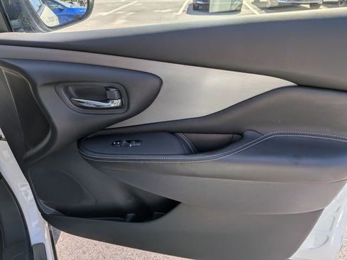 Used 2022 Nissan Murano SL FWD image 25