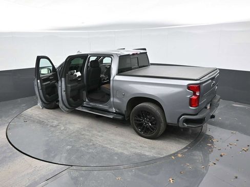 Used 2024 Chevrolet Silverado 1500 High Country w/ Technology Package image 40