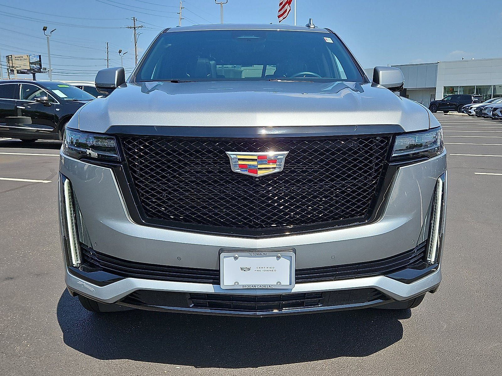 Certified 2024 Cadillac Escalade Sport w/ LPO, ONYX Package AWD/4WD image 8