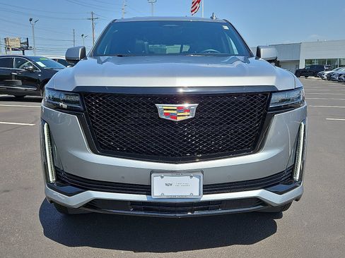 Certified 2024 Cadillac Escalade Sport w/ LPO, ONYX Package AWD/4WD image 8