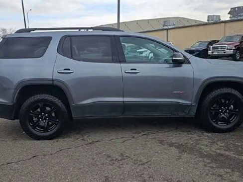 Used 2021 GMC Acadia AT4 image 9