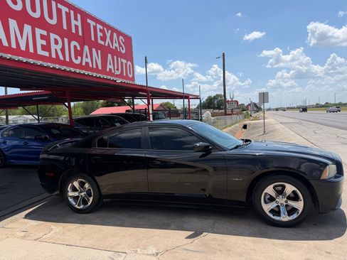 Used 2013 Dodge Charger R/T RWD image 31