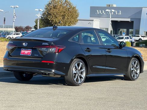 New 2025 Honda Civic Sport image 4