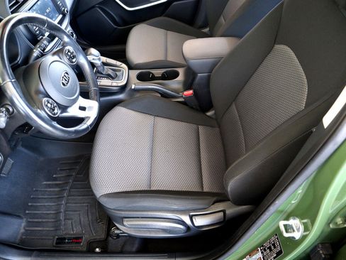 Used 2021 Kia Soul X-Line image 40