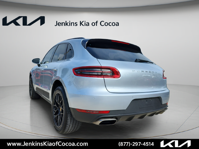 Used 2017 Porsche Macan AWD/4WD image 6