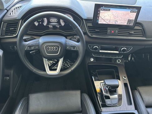 Used 2023 Audi Q5 e Premium Plus w/ Premium Plus Package AWD/4WD image 13