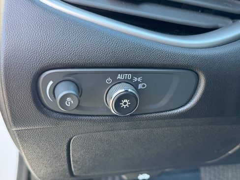 Used 2024 Chevrolet Malibu LT image 31