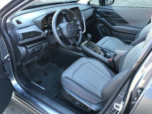 Certified 2024 Subaru Crosstrek 2.0i Premium image 5