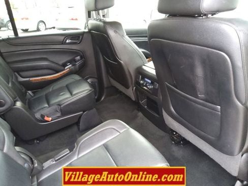 Used 2016 Chevrolet Suburban LTZ image 39
