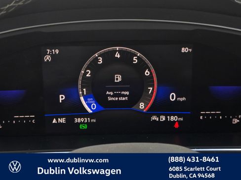 Certified 2023 Volkswagen Tiguan SE FWD image 23