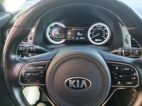Used 2019 Kia Niro Touring image 15