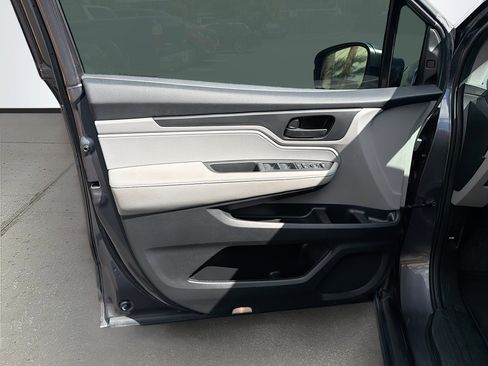 Used 2019 Honda Odyssey EX image 23