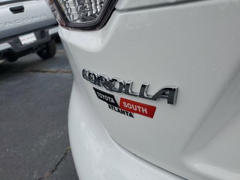 Used 2025 Toyota Corolla LE image 7