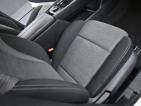 Used 2022 Nissan Rogue SV image 33