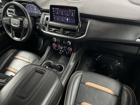 Used 2023 GMC Yukon XL AT4 w/ AT4 Premium Plus Package image 11