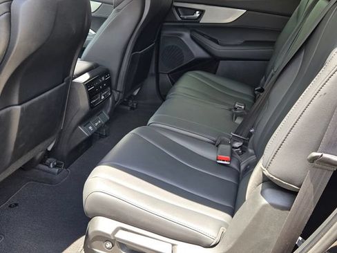Certified 2024 Acura MDX FWD image 10