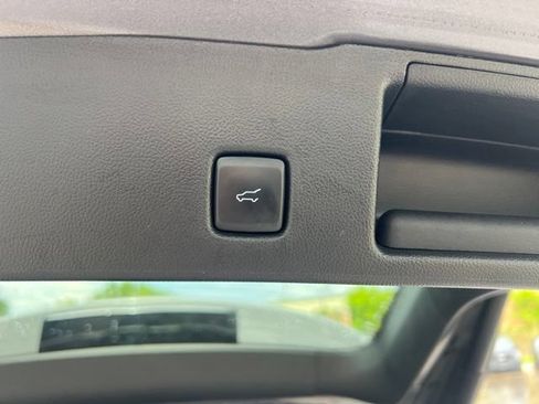 Used 2021 Ford Escape SEL w/ SEL Stealth AWD Package image 15
