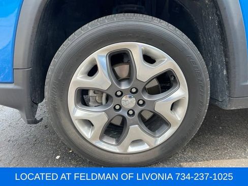 Used 2020 Jeep Compass Limited AWD/4WD image 5
