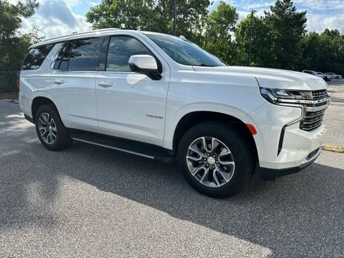 Used 2024 Chevrolet Tahoe LT w/ Luxury Package RWD image 7