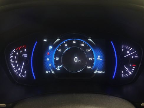 Used 2020 Hyundai Santa Fe SEL FWD image 23