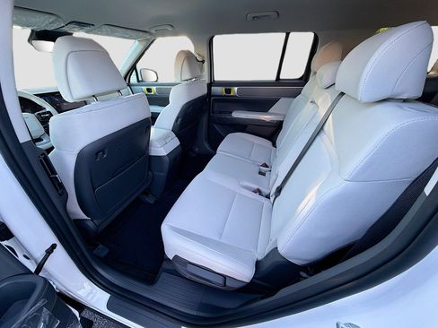 New 2026 Hyundai Santa Fe SE image 22