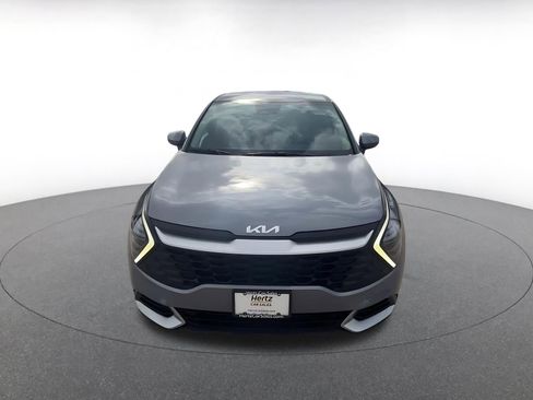 Used 2025 Kia Sportage LX image 4