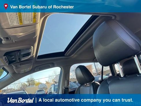 Used 2023 Subaru Crosstrek 2.5i Sport AWD/4WD image 14