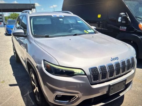 Used 2020 Jeep Cherokee Limited AWD/4WD image 5